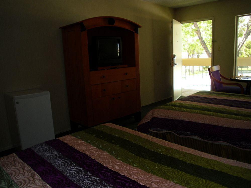 Vagabond Inn Reno Zewnętrze zdjęcie